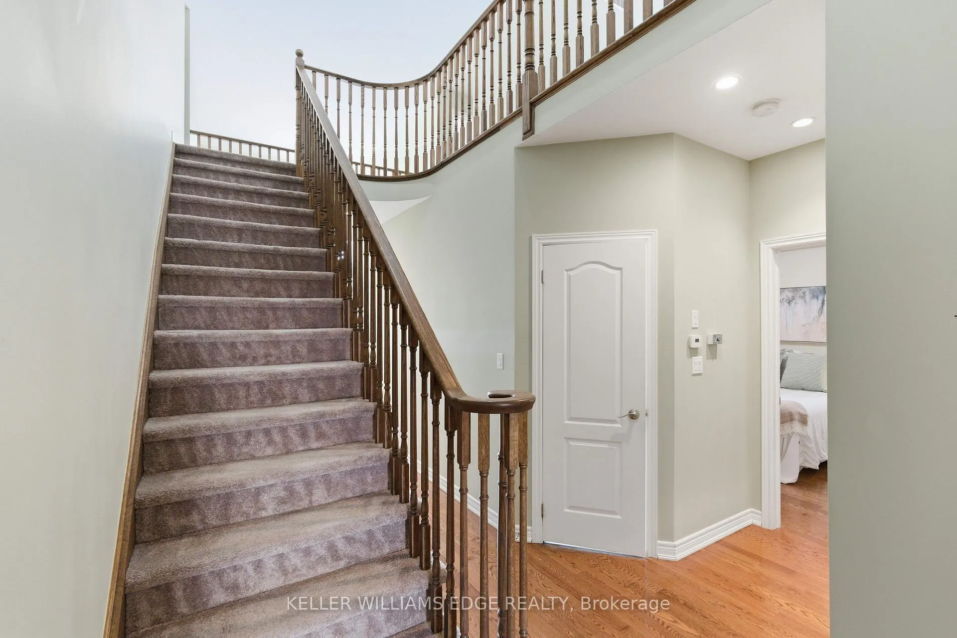 Photo 21 of 62 Browview Drive, Hamilton, Waterdown — HOMEH