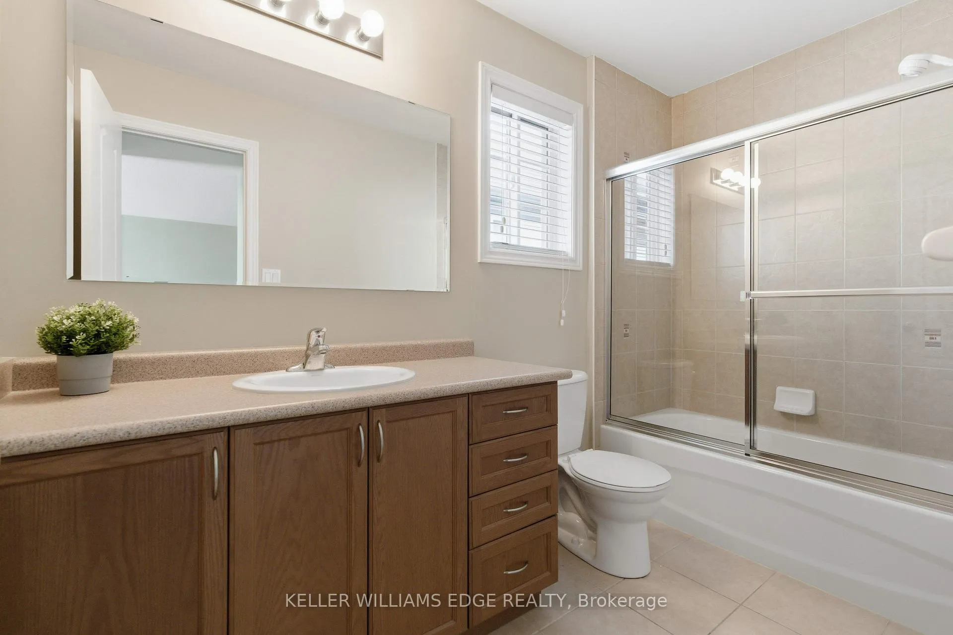 Photo 29 of 62 Browview Drive, Hamilton, Waterdown — HOMEH