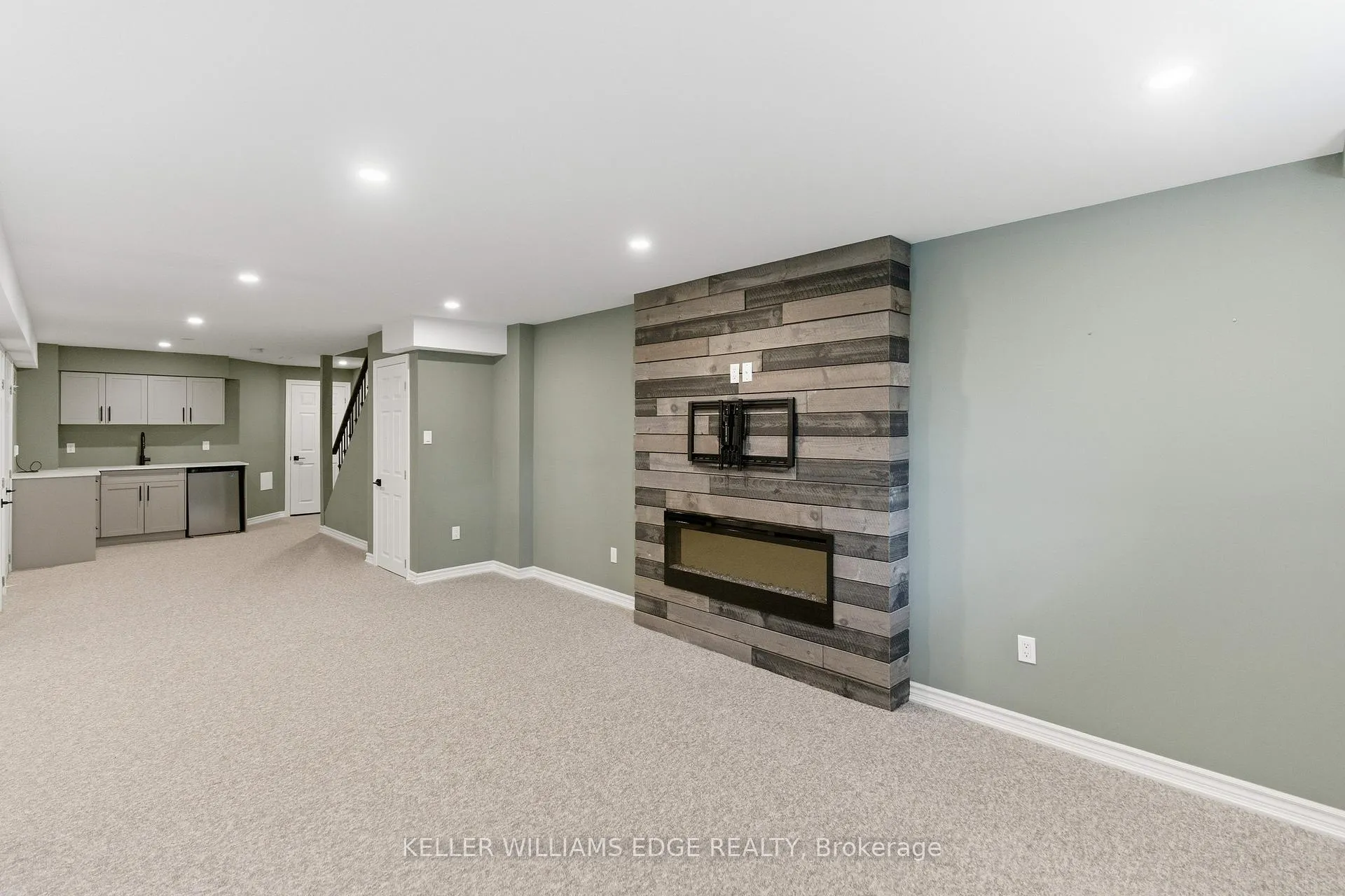 Photo 35 of 62 Browview Drive, Hamilton, Waterdown — HOMEH
