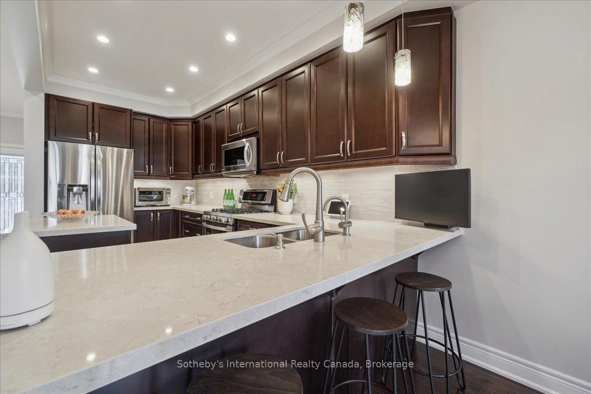 Photo 9 of 17 McCardy Court, Caledon, Caledon East — HOMEH