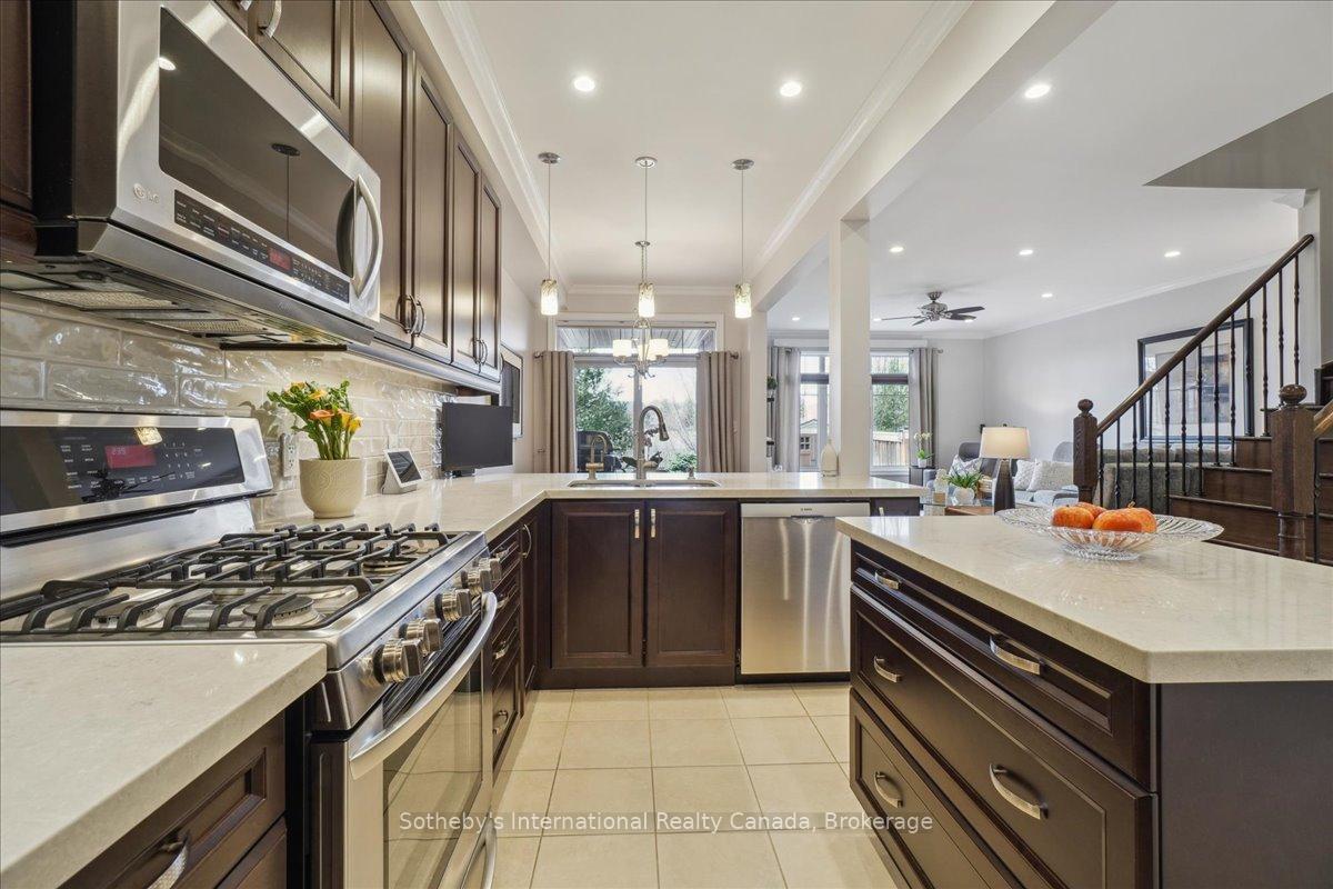 Photo 10 of 17 McCardy Court, Caledon, Caledon East — HOMEH