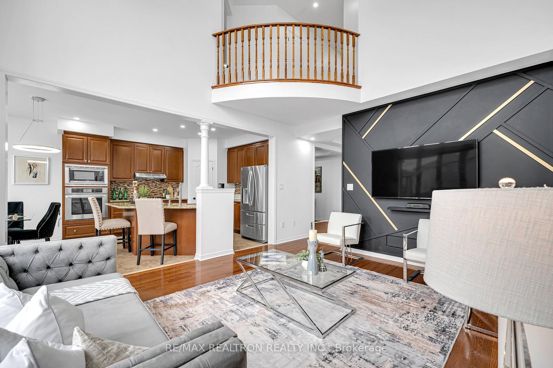 Photo 11 of 27 Alldread Crescent, Clarington, Newcastle — HOMEH