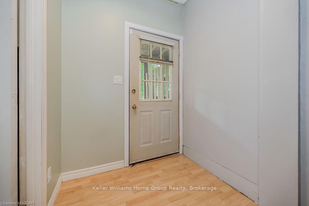Photo 5 of 32 Ramore Street, Cambridge — HOMEH