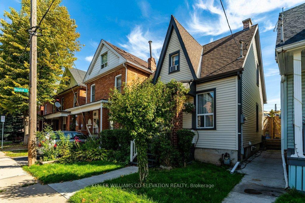 Photo 2 of 14 Minto Avenue, Hamilton, Gibson — HOMEH