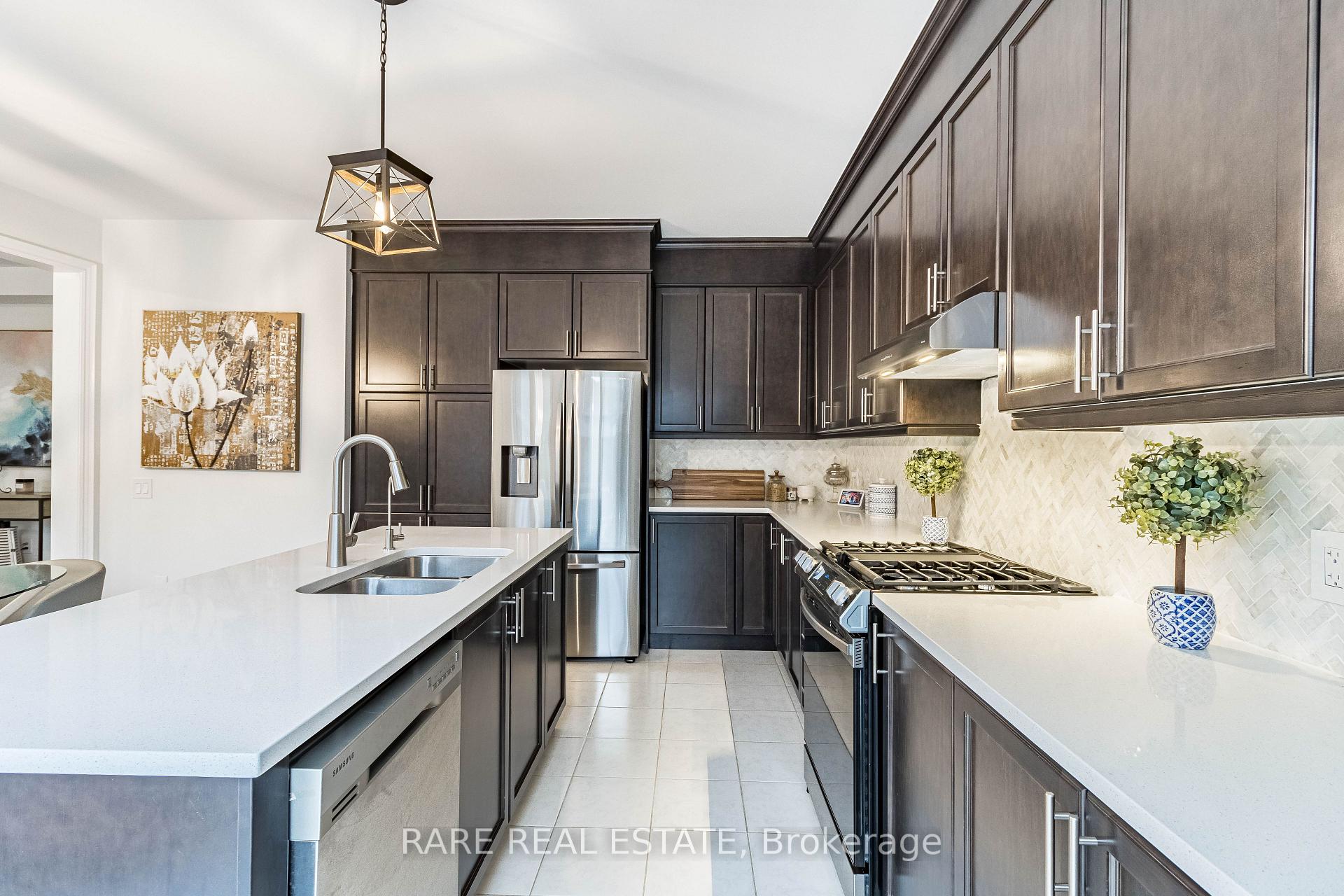 Photo 13 of 61 Ash Hill Avenue, Caledon, Caledon East — HOMEH