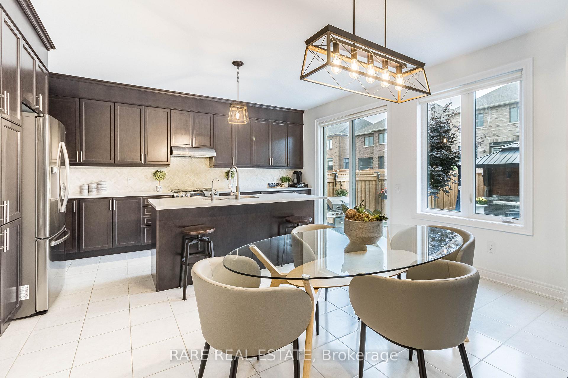 Photo 15 of 61 Ash Hill Avenue, Caledon, Caledon East — HOMEH