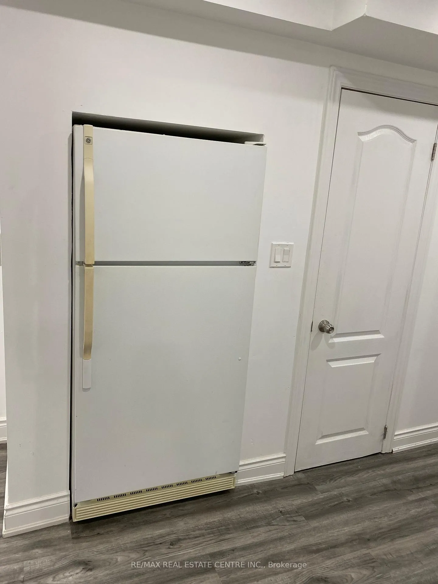 Photo 4 of 50 Rowland Street, Brampton, Fletcher's Meadow — HOMEH