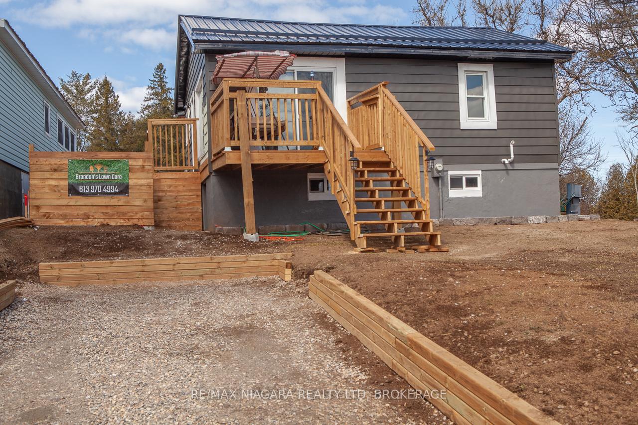 Photo 2 of 7461 Road 509, Frontenac, Frontenac North — HOMEH
