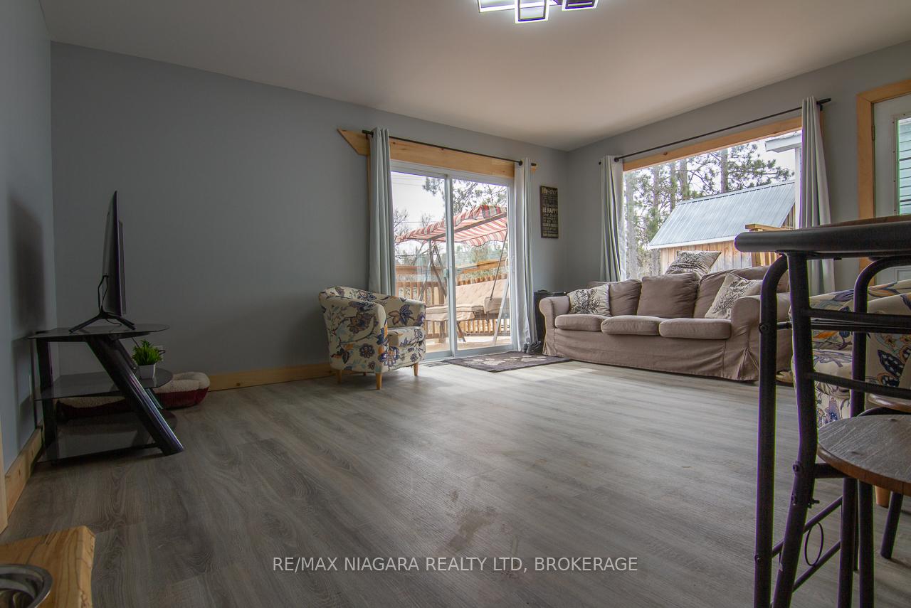 Photo 9 of 7461 Road 509, Frontenac, Frontenac North — HOMEH