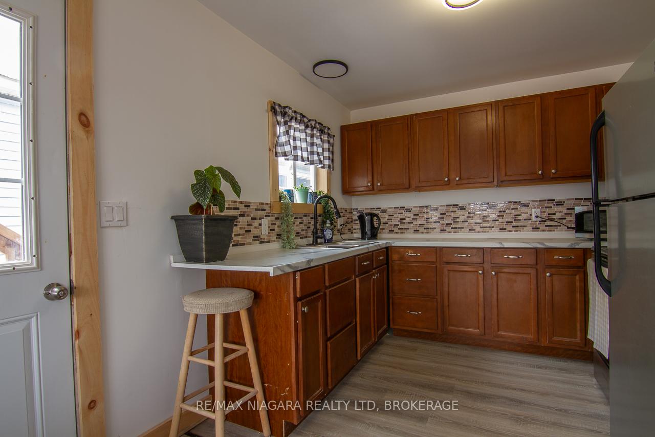 Photo 11 of 7461 Road 509, Frontenac, Frontenac North — HOMEH