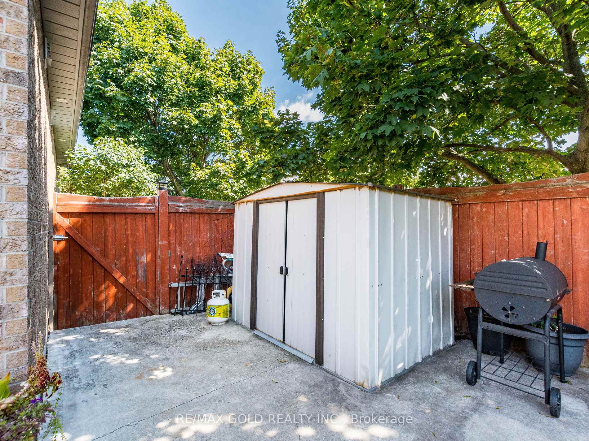 Photo 27 of 98 Springview Drive, Brampton, Brampton West — HOMEH