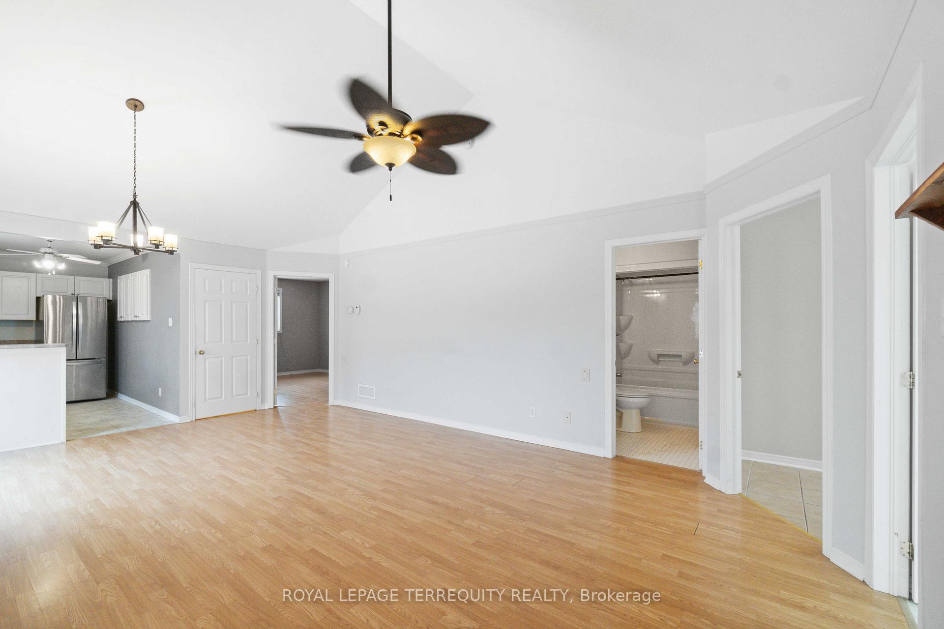 Photo 8 of 243 Hemlock Crescent, Cornwall — HOMEH
