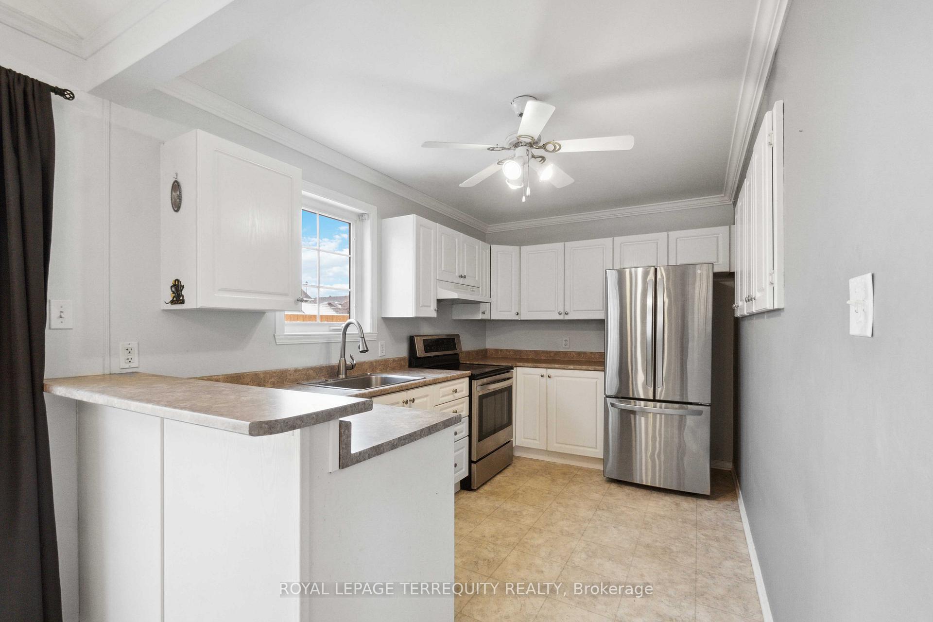 Photo 10 of 243 Hemlock Crescent, Cornwall — HOMEH