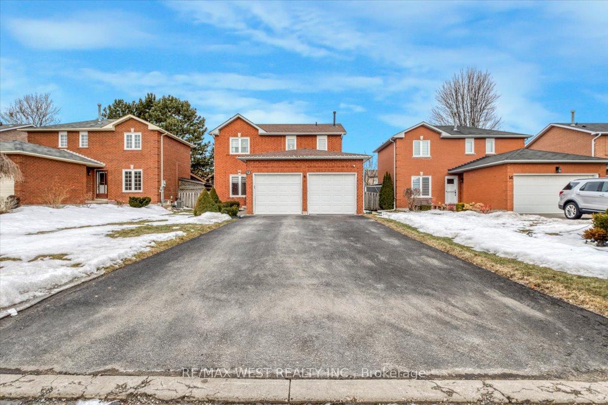 Photo 2 of 12 Whitbread Avenue, Caledon, Bolton East — HOMEH