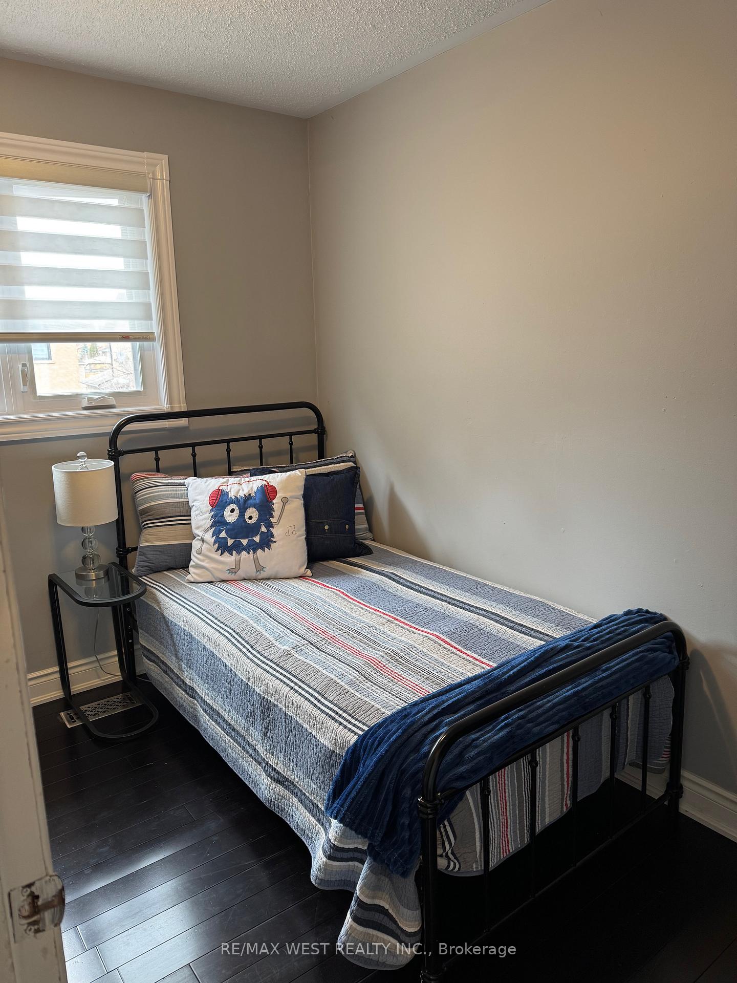 Photo 32 of 12 Whitbread Avenue, Caledon, Bolton East — HOMEH