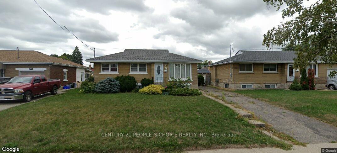 Front of 77 Dudhope Avenue