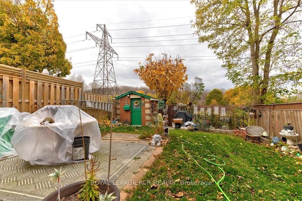 Photo 30 of 54 Poplar Drive, Cambridge — HOMEH