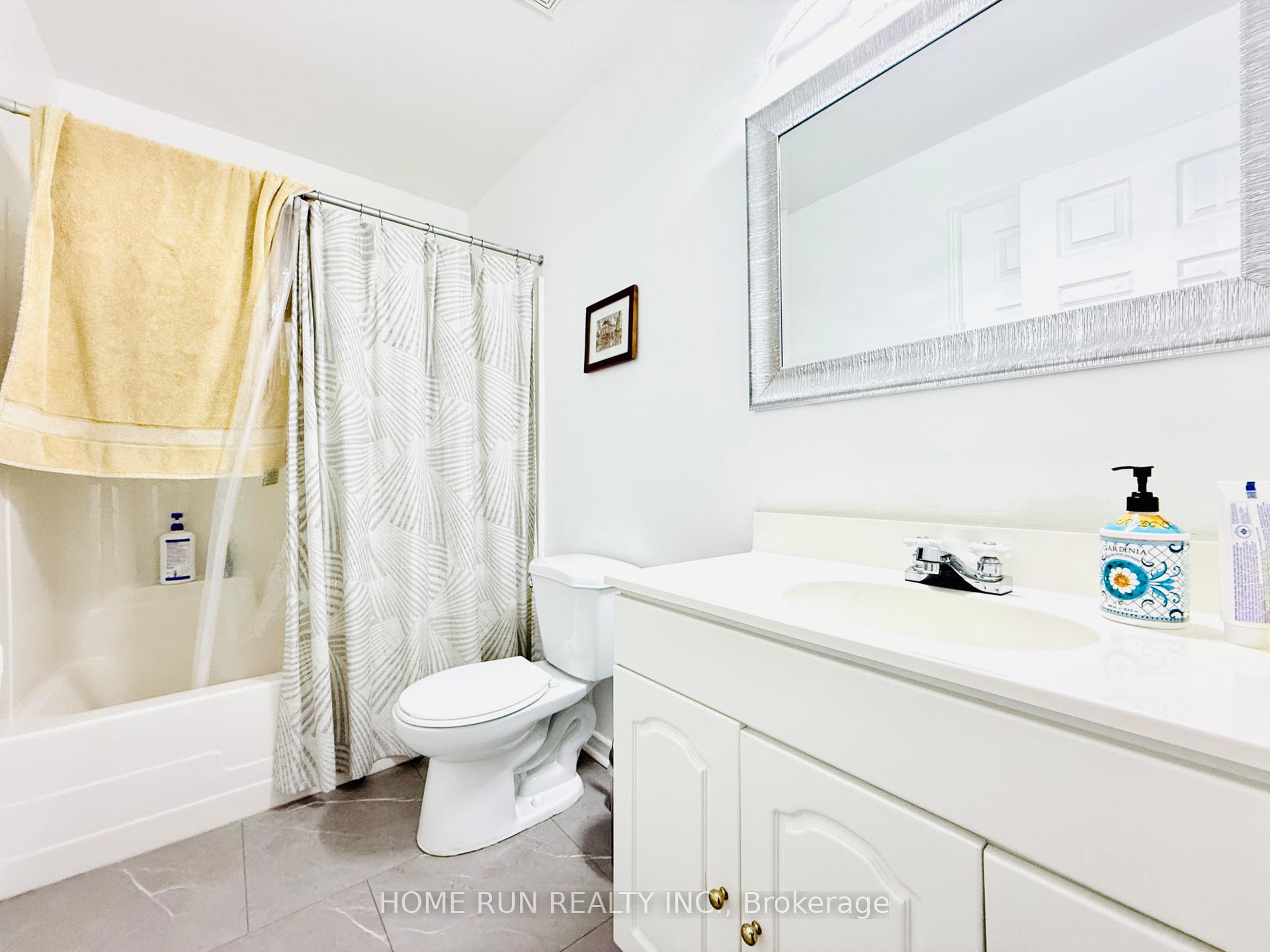 Photo 18 of 328 Quetico Private, Ottawa, Barrhaven - Stonebridge — HOMEH