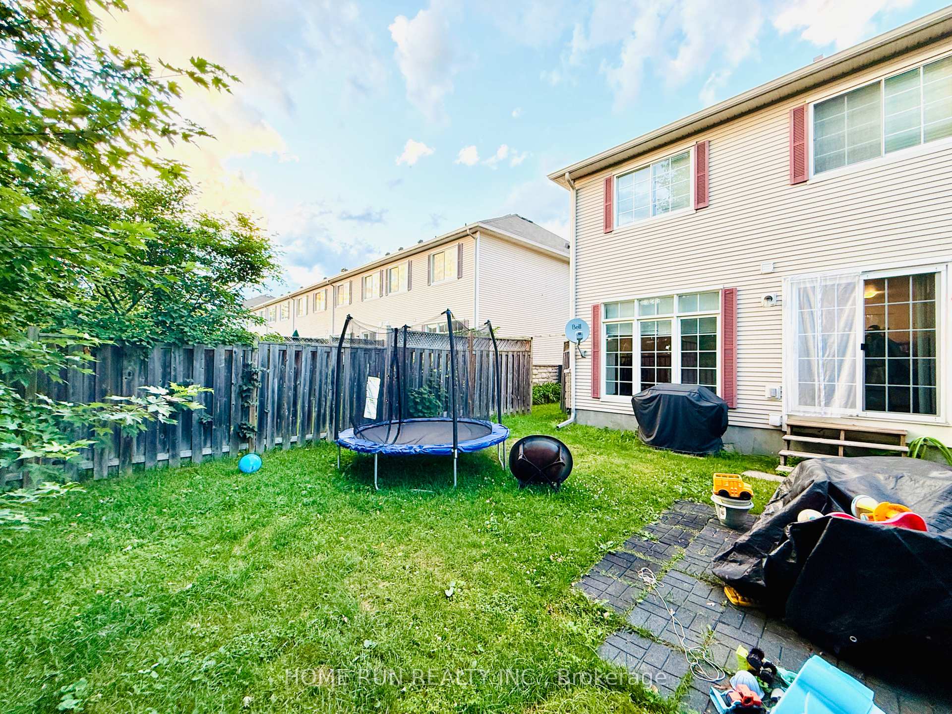 Photo 23 of 328 Quetico Private, Ottawa, Barrhaven - Stonebridge — HOMEH