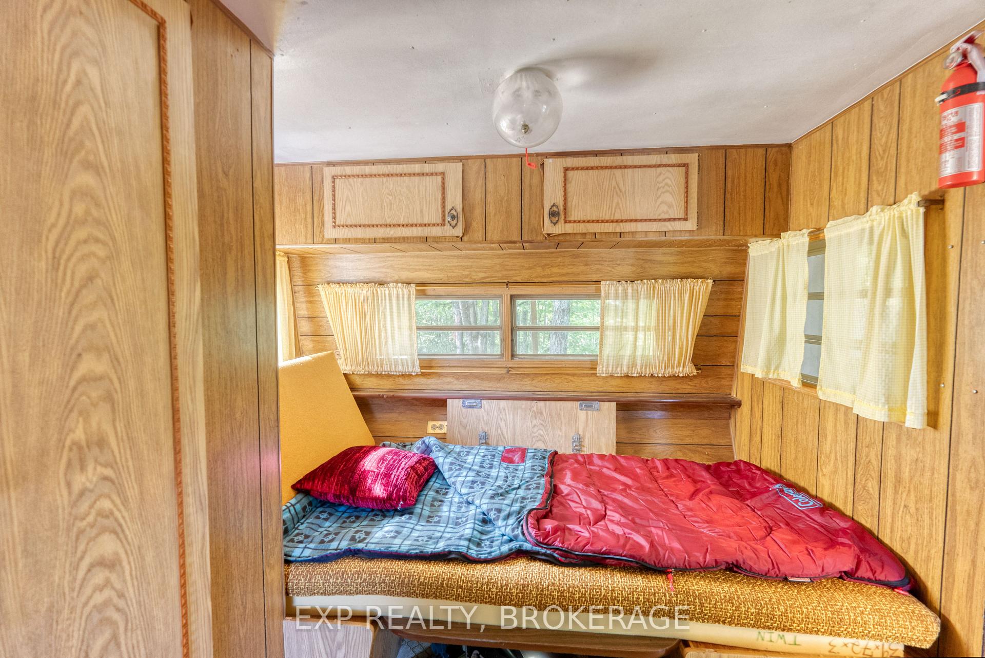 Photo 23 of 1040 Waters Edge Lane, Frontenac, Frontenac Centre — HOMEH
