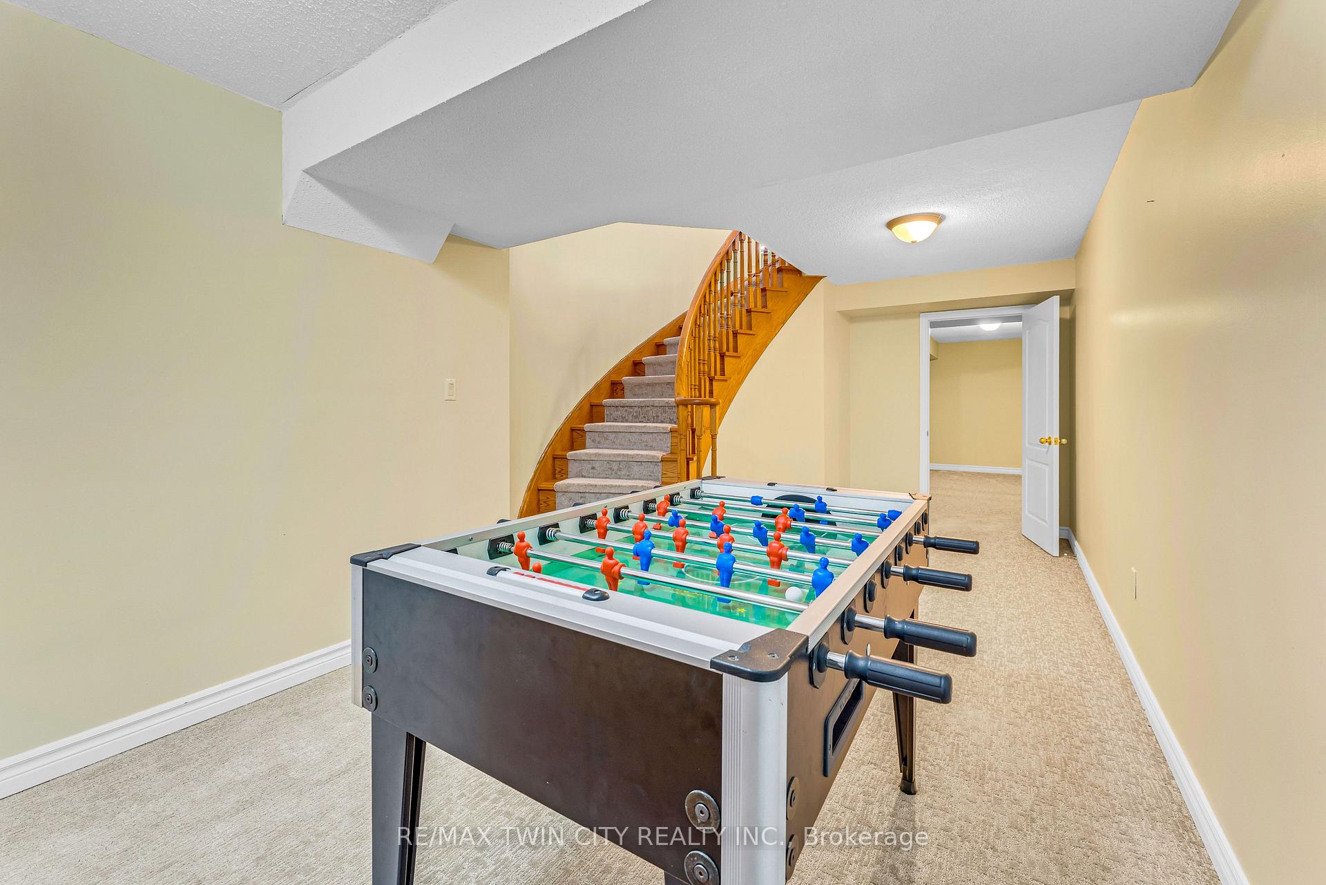 Photo 33 of 670 Peter Robertson Boulevard, Brampton, Sandringham-Wellington — HOMEH