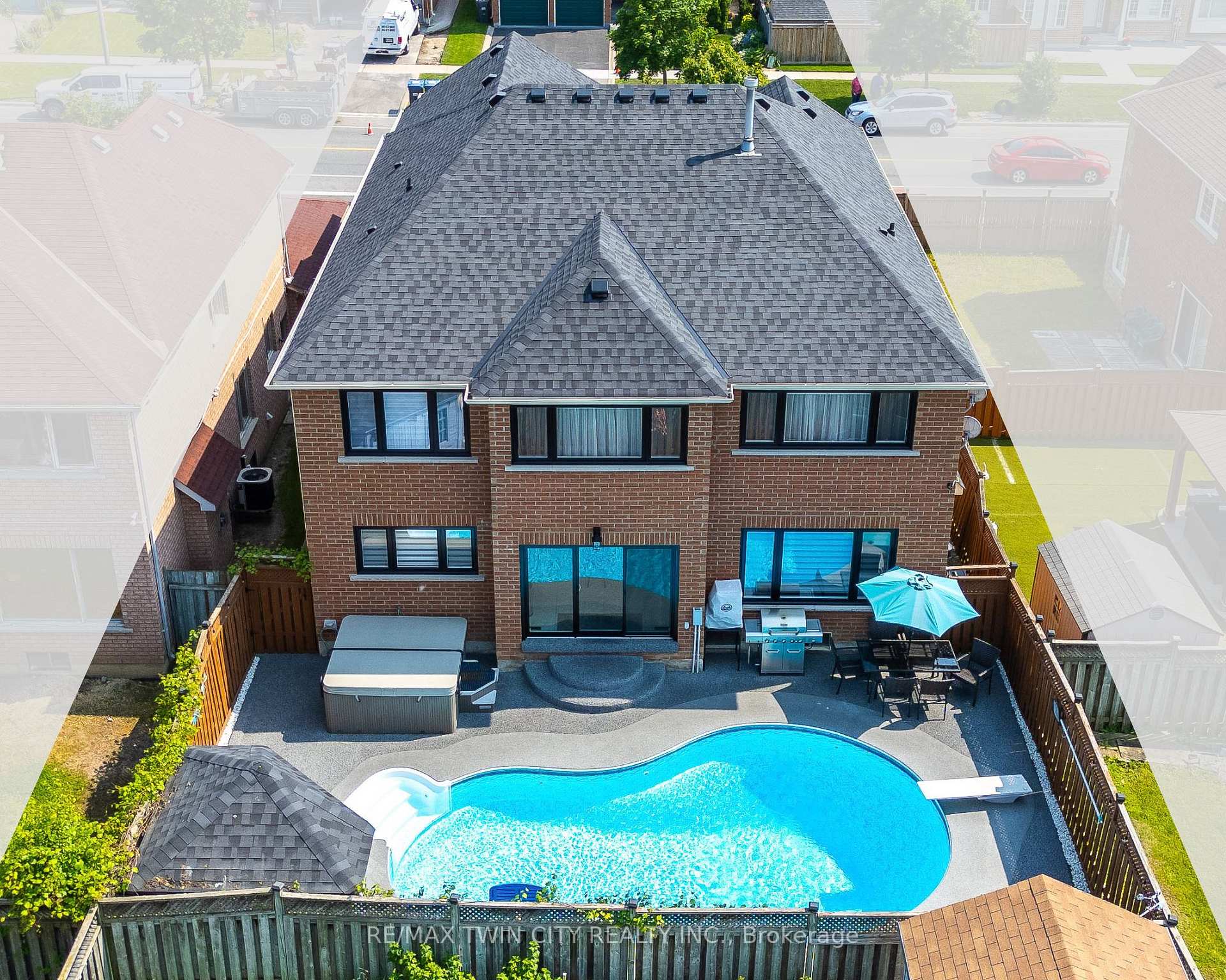 Photo 45 of 670 Peter Robertson Boulevard, Brampton, Sandringham-Wellington — HOMEH