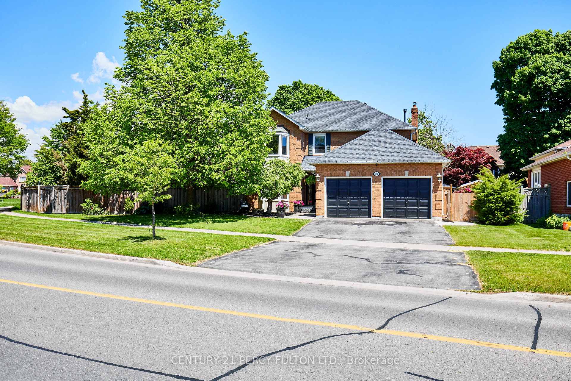Photo 1 of 21 Robert Adams Drive, Clarington, Courtice — HOMEH