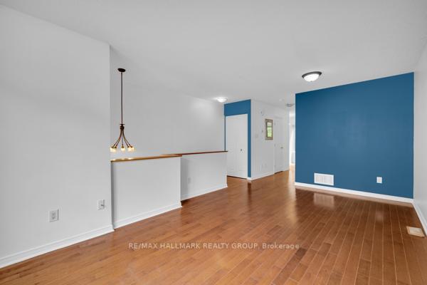 Photo 9 of 320 Gotham Private, Ottawa, Central Park — HOMEH