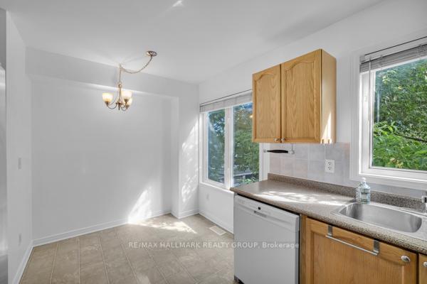 Photo 16 of 320 Gotham Private, Ottawa, Central Park — HOMEH