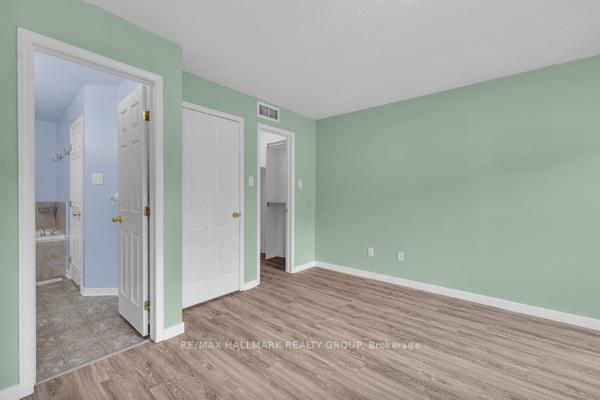 Photo 22 of 320 Gotham Private, Ottawa, Central Park — HOMEH