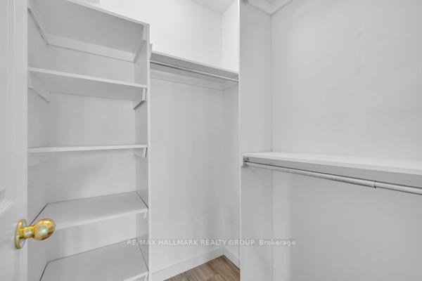 Photo 26 of 320 Gotham Private, Ottawa, Central Park — HOMEH
