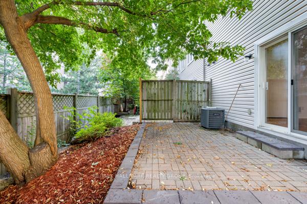 Photo 33 of 320 Gotham Private, Ottawa, Central Park — HOMEH