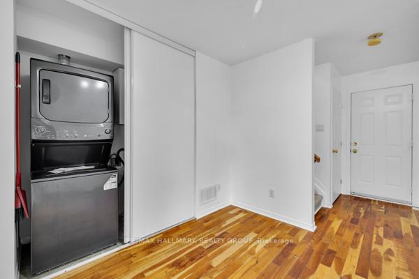 Photo 37 of 320 Gotham Private, Ottawa, Central Park — HOMEH