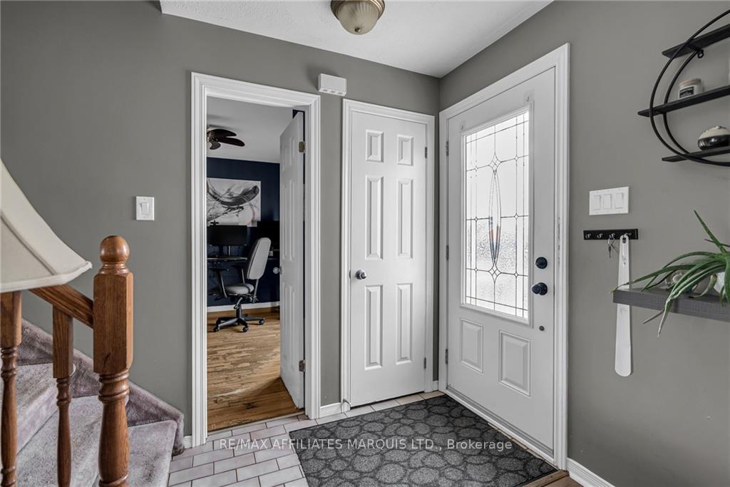 Photo 11 of 2747 Ross Avenue, Cornwall — HOMEH