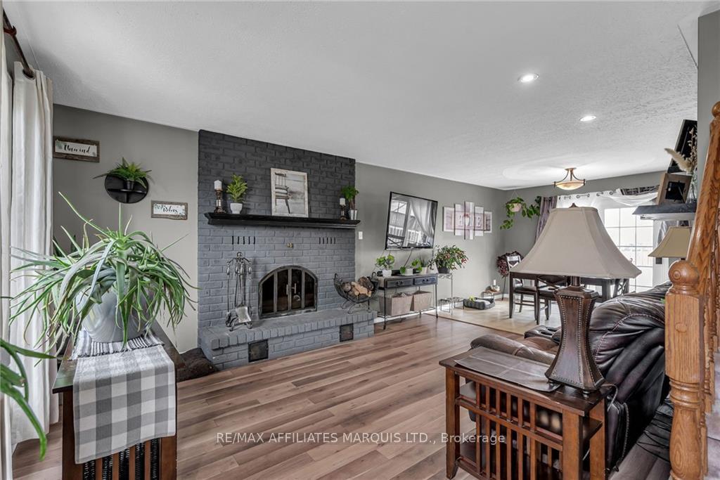 Photo 15 of 2747 Ross Avenue, Cornwall — HOMEH