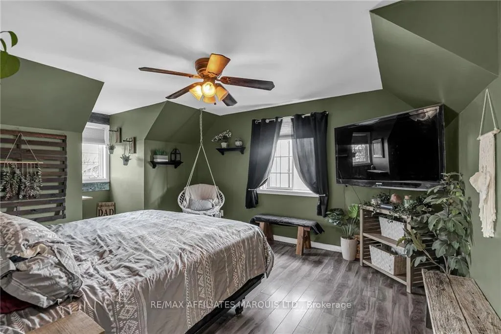 Photo 25 of 2747 Ross Avenue, Cornwall — HOMEH