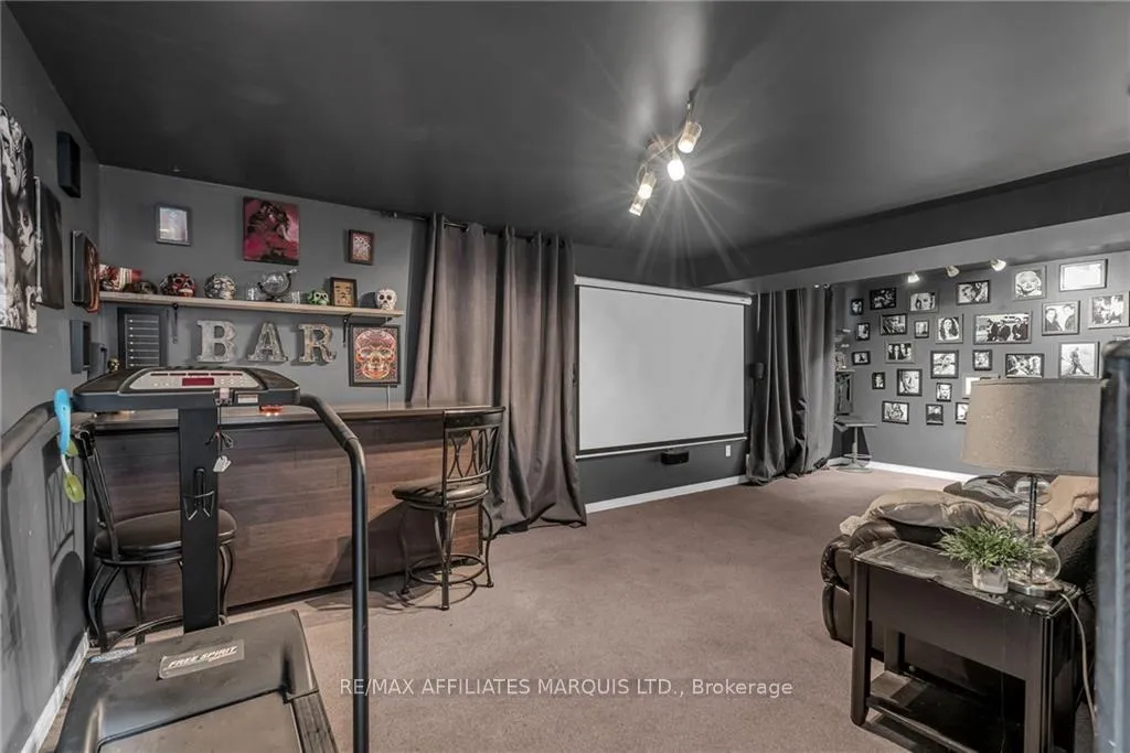 Photo 27 of 2747 Ross Avenue, Cornwall — HOMEH