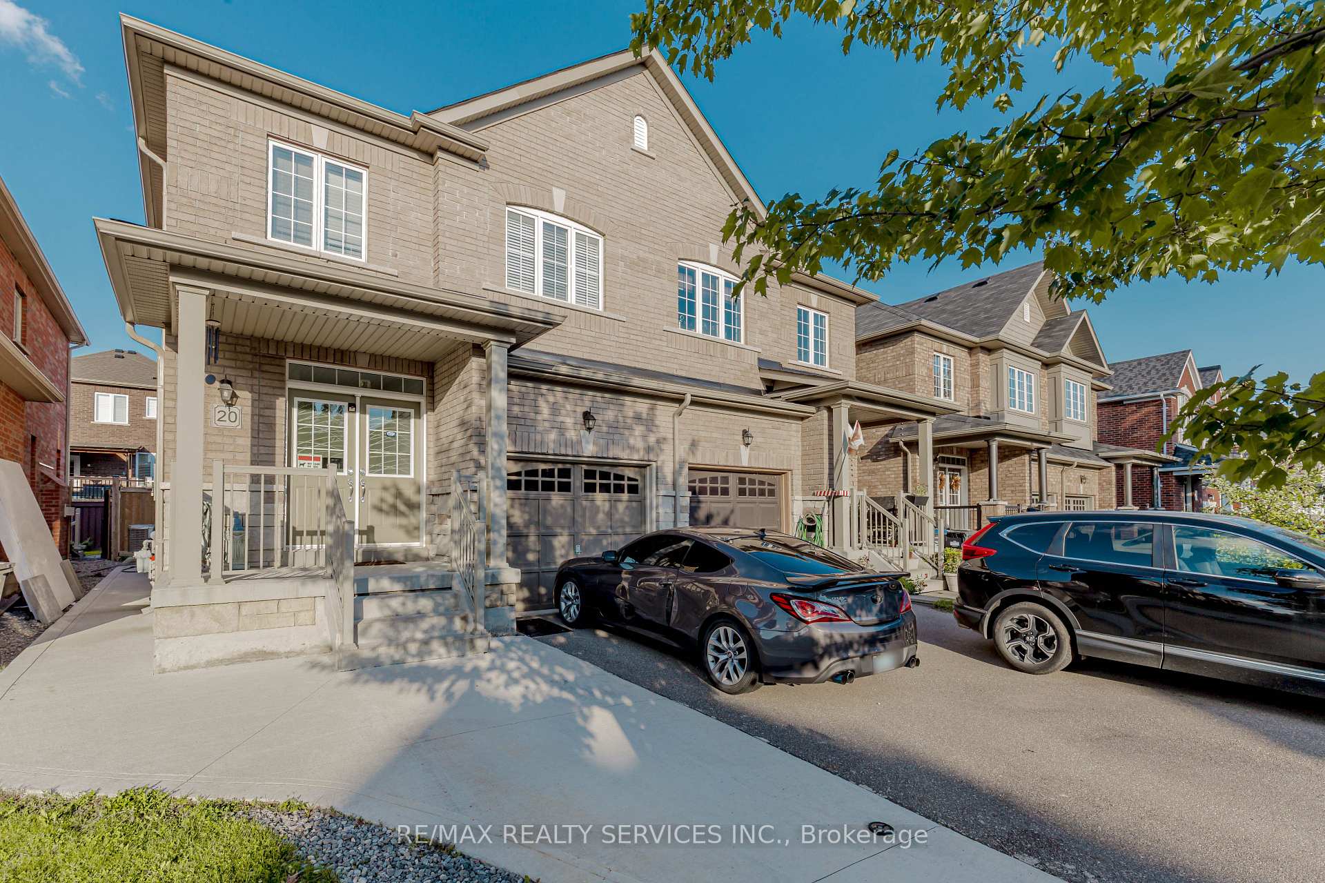 Front of 20 Blackberry Valley Crescent