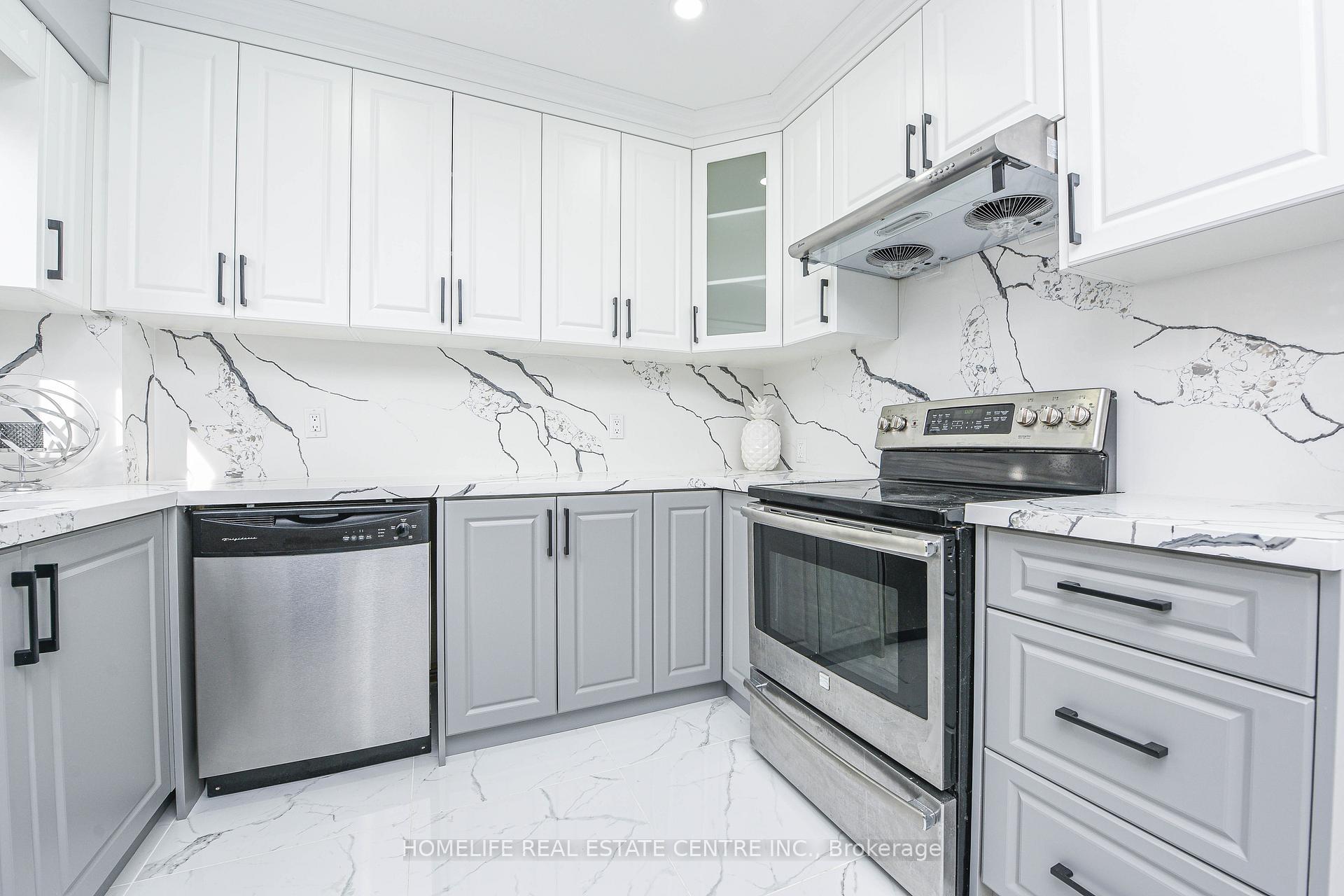 Photo 16 of 58 Wilton Drive, Brampton, Brampton East — HOMEH