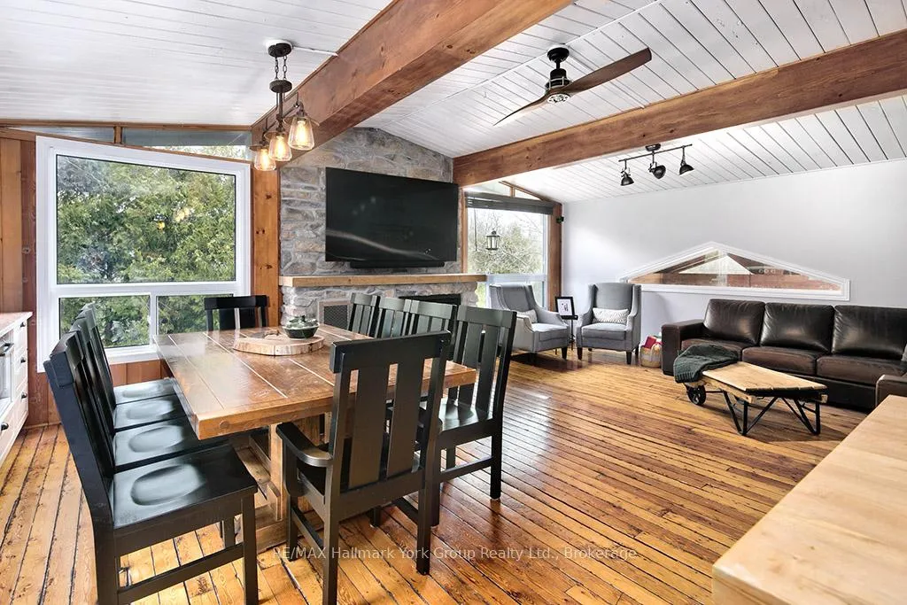 Photo 12 of 128 James Street S, Blue Mountains — HOMEH