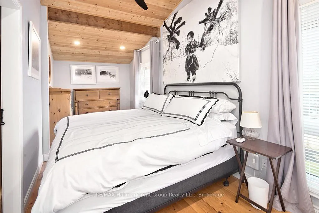 Photo 38 of 128 James Street S, Blue Mountains — HOMEH