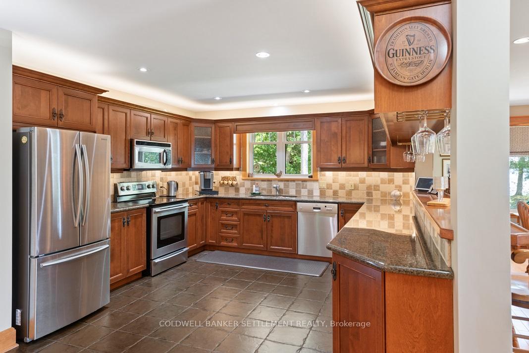 Photo 8 of 1022A Coutlee Point Lane, Frontenac, Frontenac Centre — HOMEH