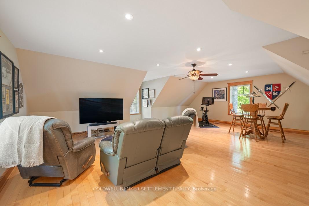Photo 18 of 1022A Coutlee Point Lane, Frontenac, Frontenac Centre — HOMEH