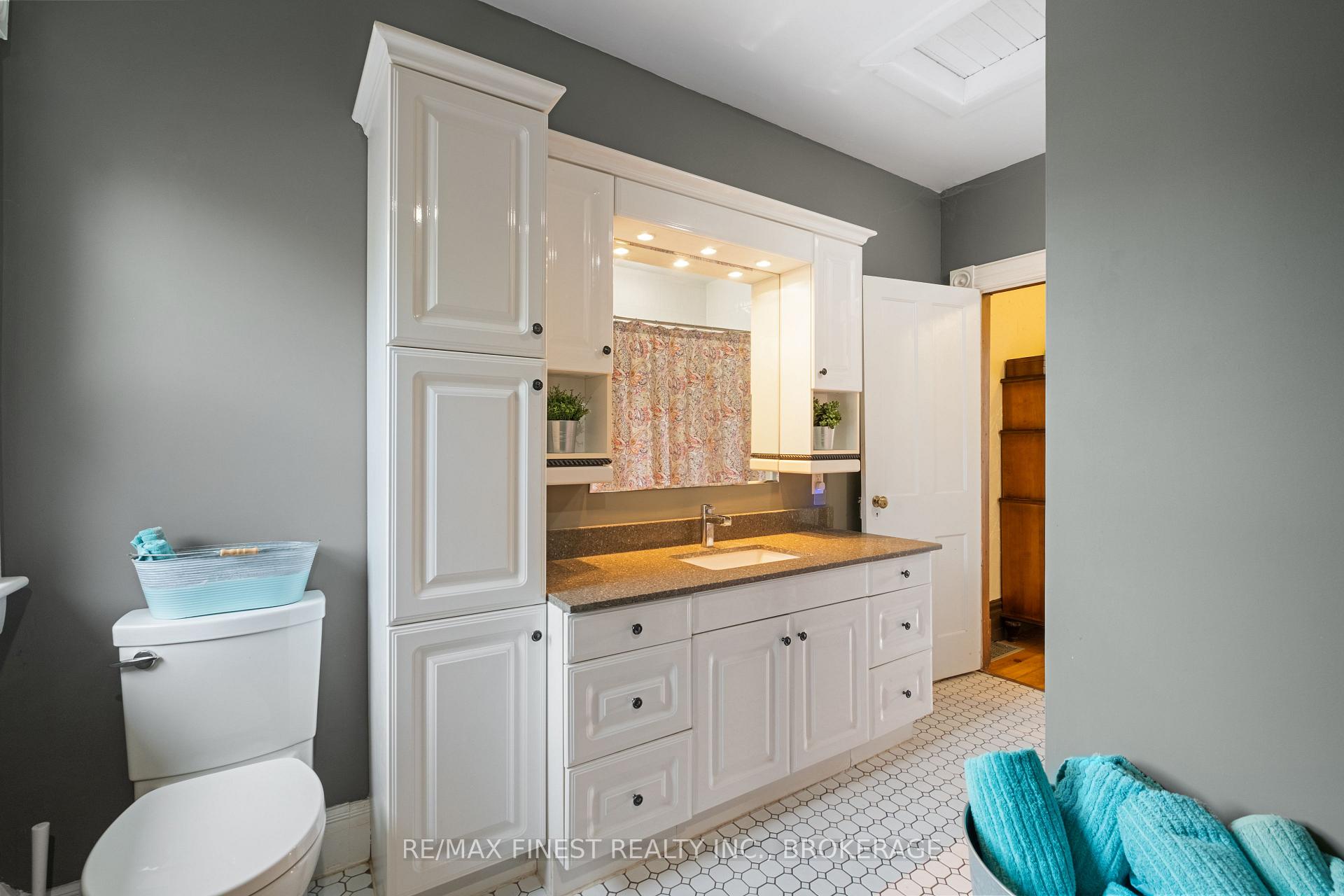 Photo 22 of 4902 Petworth Road, Frontenac, Frontenac South — HOMEH