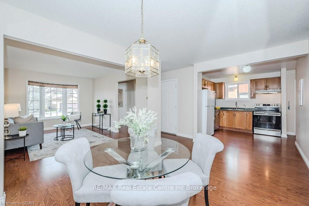 Photo 5 of 115 Melran Drive, Cambridge — HOMEH
