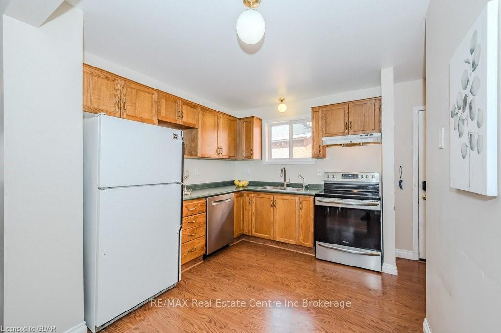 Photo 6 of 115 Melran Drive, Cambridge — HOMEH
