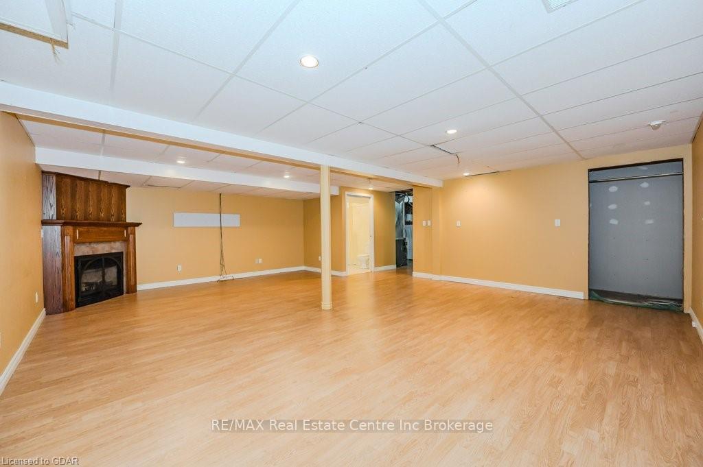 Photo 16 of 115 Melran Drive, Cambridge — HOMEH