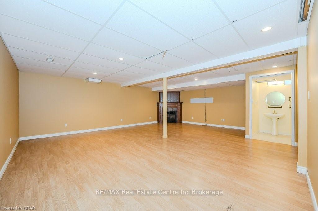 Photo 17 of 115 Melran Drive, Cambridge — HOMEH