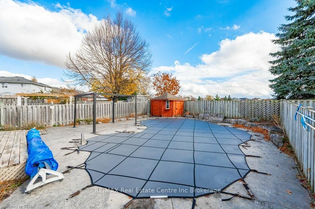 Photo 23 of 115 Melran Drive, Cambridge — HOMEH