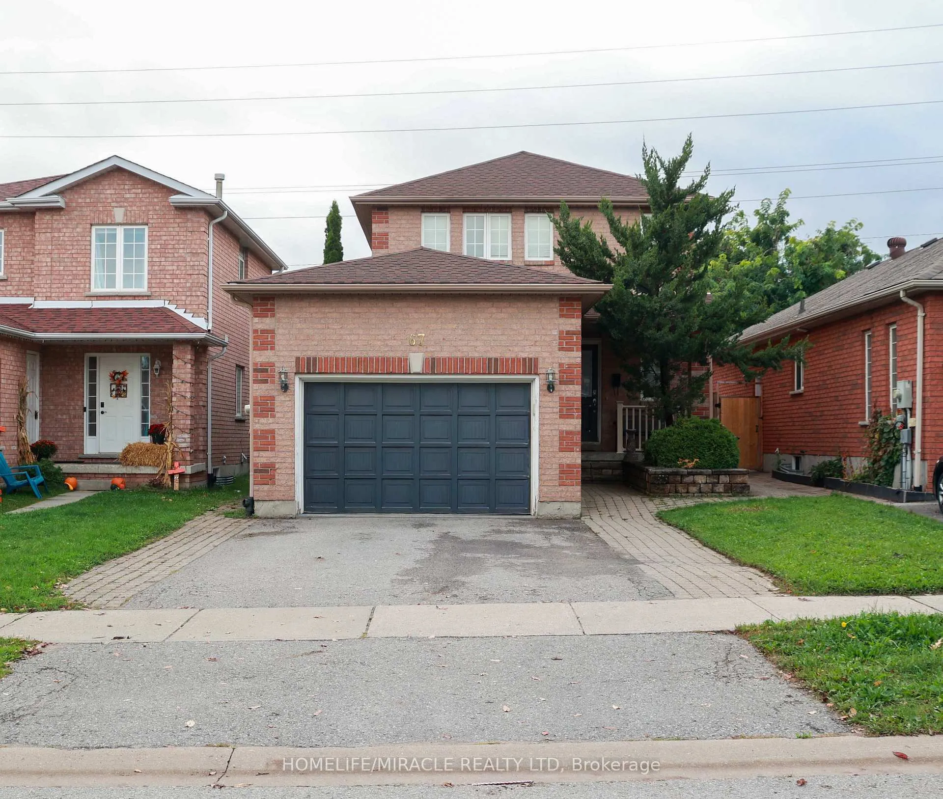 Photo 2 of 67 Stollar Boulevard W, Barrie, Little Lake — HOMEH